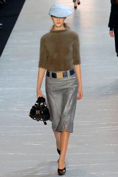 Look 28